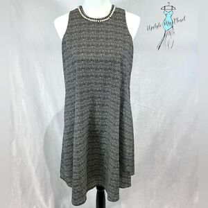 Karl Lagerfeld black and white pearl neckline shift dress size 4